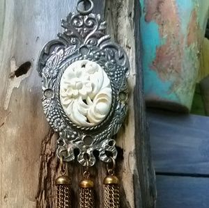 Vintage Art Deco Signed JEANNE Necklace